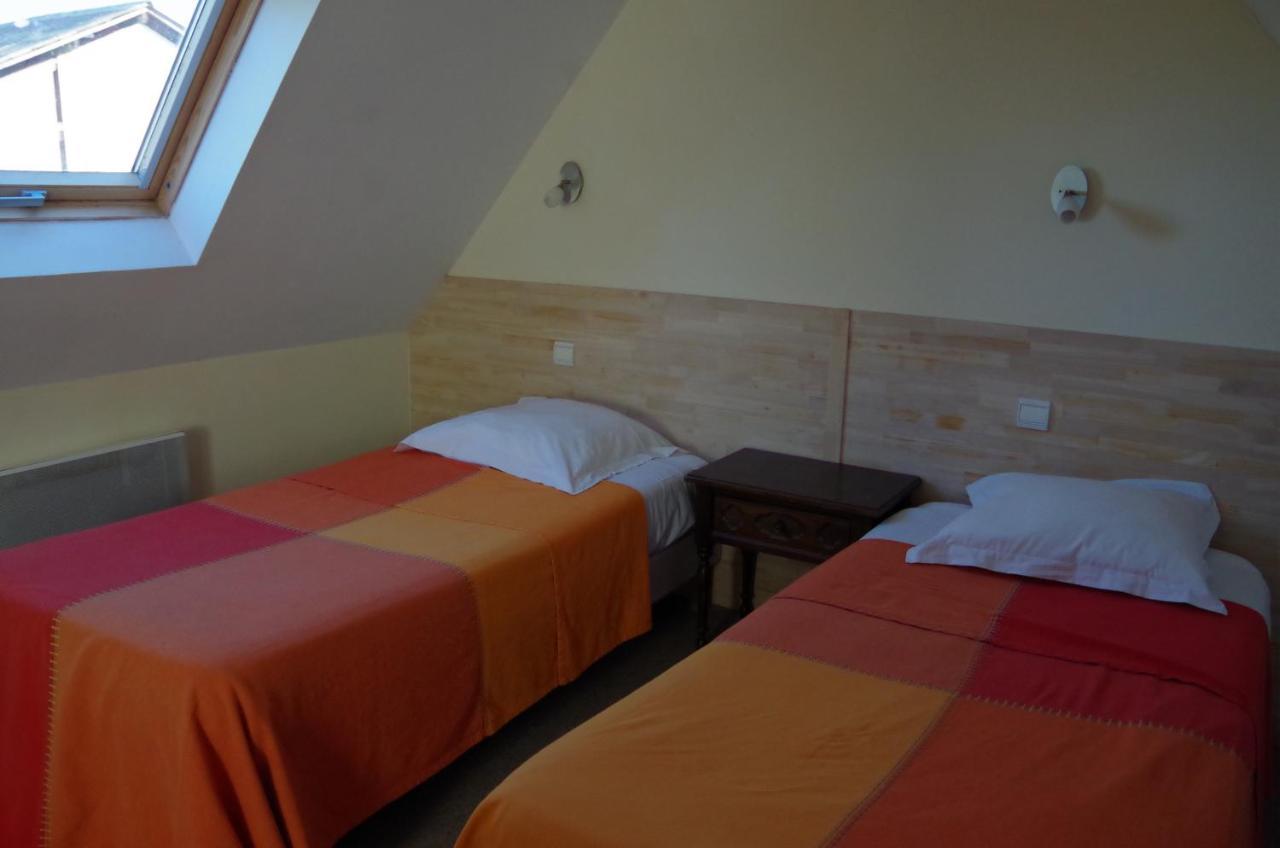 Gites Du Manoir De Goandour 크로종 외부 사진